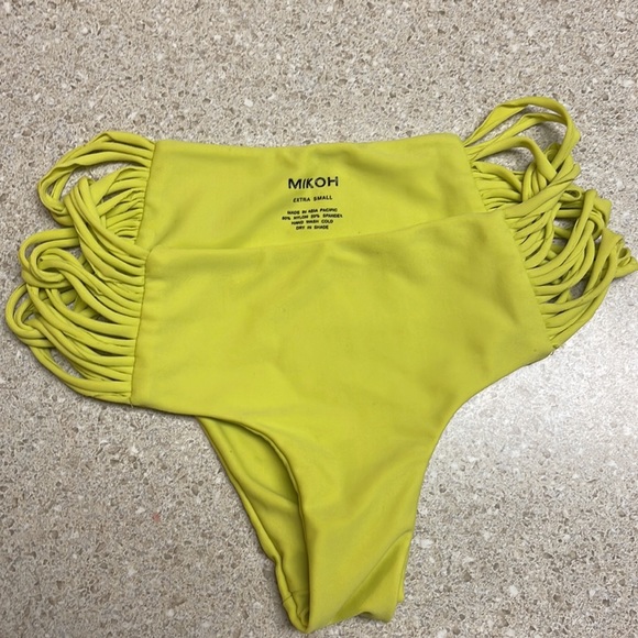 Mikoh XS two piece swimsuit - Picture 2 of 5